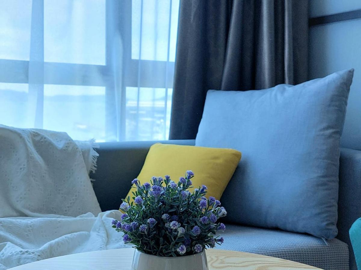 Apartment J'stay Seaview Jesselton Quay