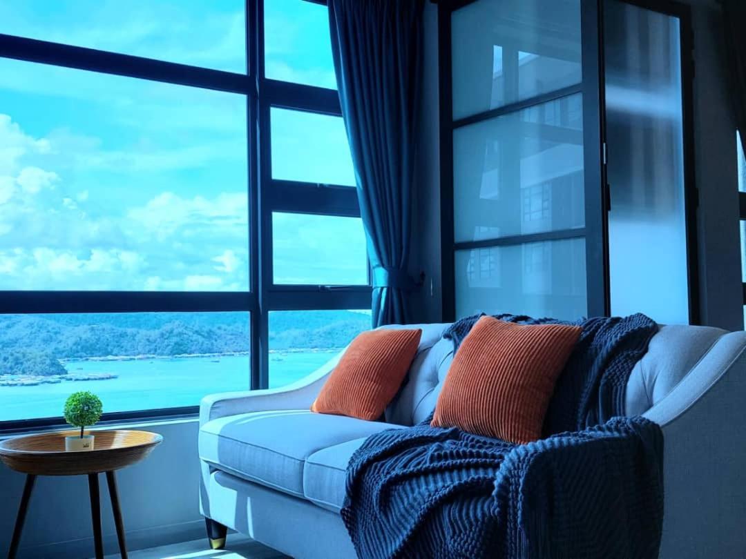 Apartment J'stay Seaview Jesselton Quay *