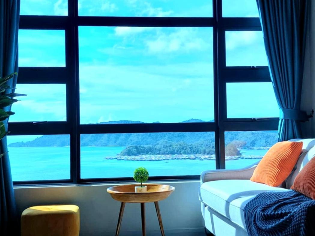 J'stay Seaview Jesselton Quay *