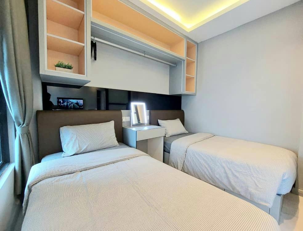 Apartment J'stay Seaview Jesselton Quay