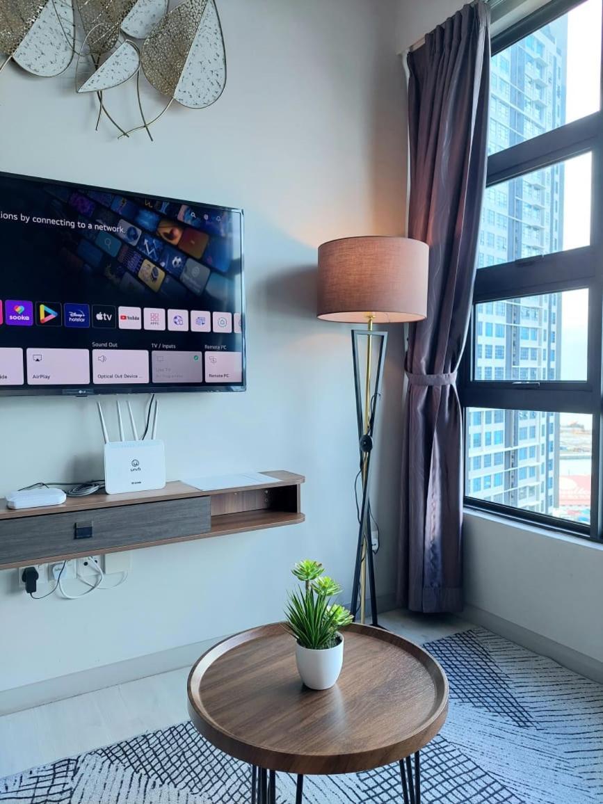 Apartment J'stay Seaview Jesselton Quay