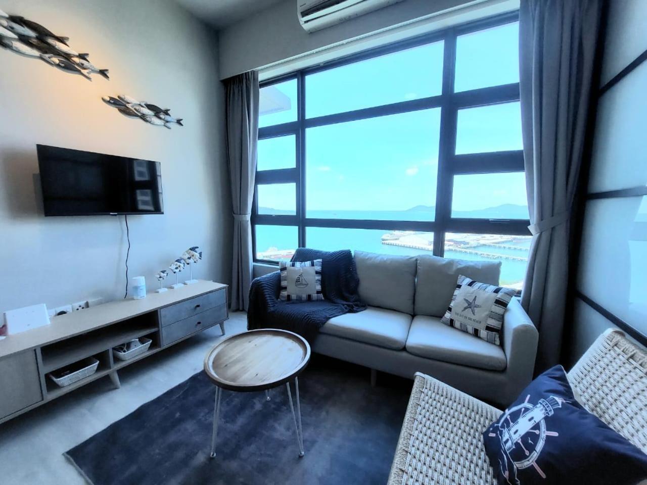 J'stay Seaview Jesselton Quay Apartment *
