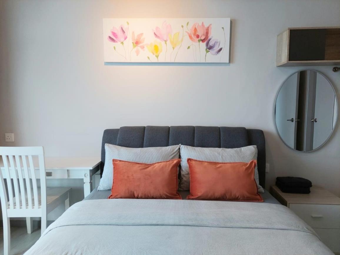 Apartment J'stay Seaview Jesselton Quay *
